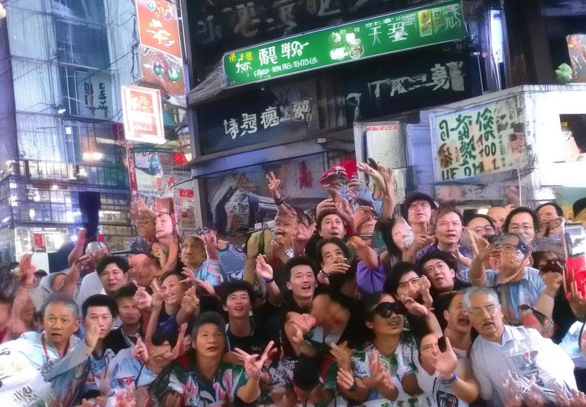 美国VR技术的崛起与未来发展趋势分析及应用前景探讨